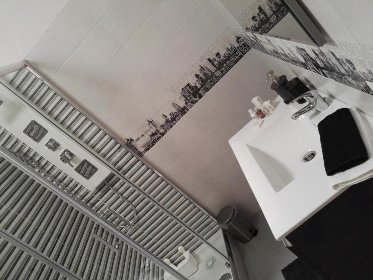 B&B Black-And-White Gallipoli Eksteriør bilde